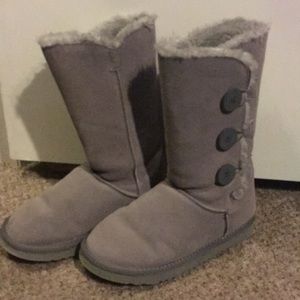 Ugg size 9